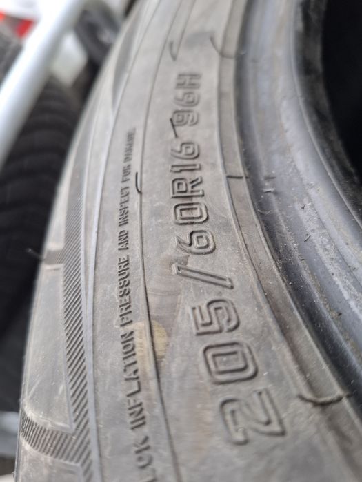 Anvelope iarna 205 / 60 / r16