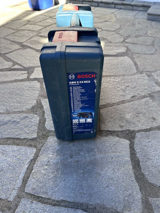 Перфоратор BOSCH