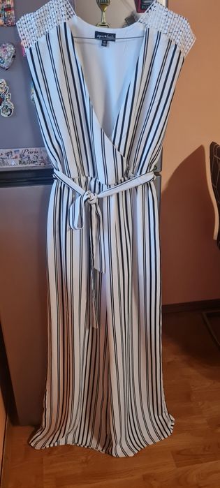 Seguin Hearts -бял гащеризон на черни райета