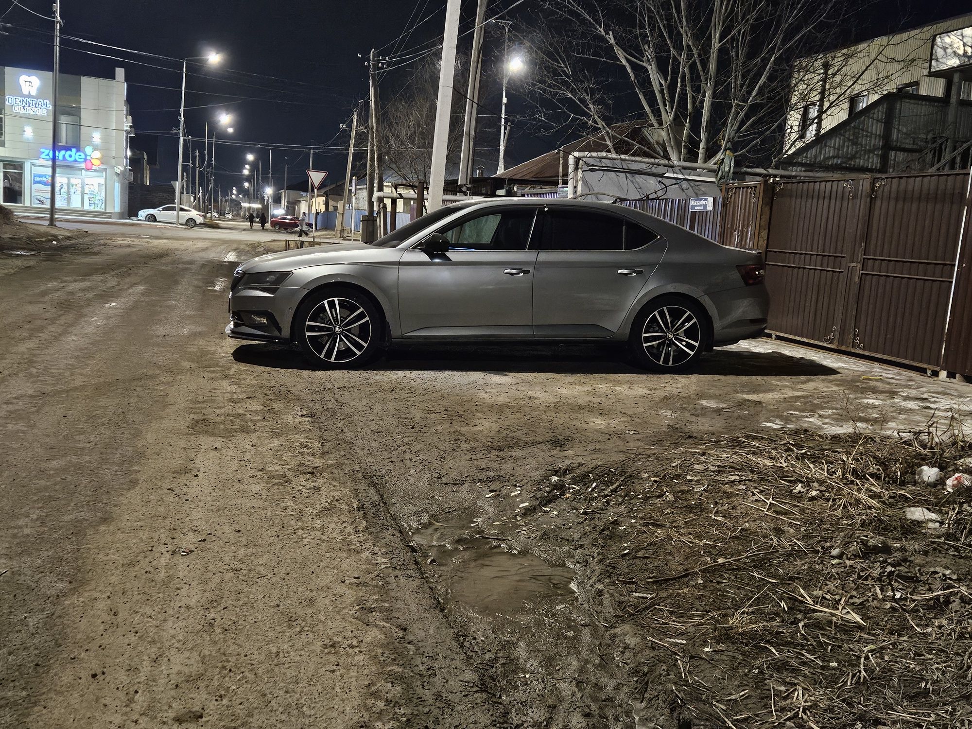 Комплект дисков и резиной для VAG 245 40 R19