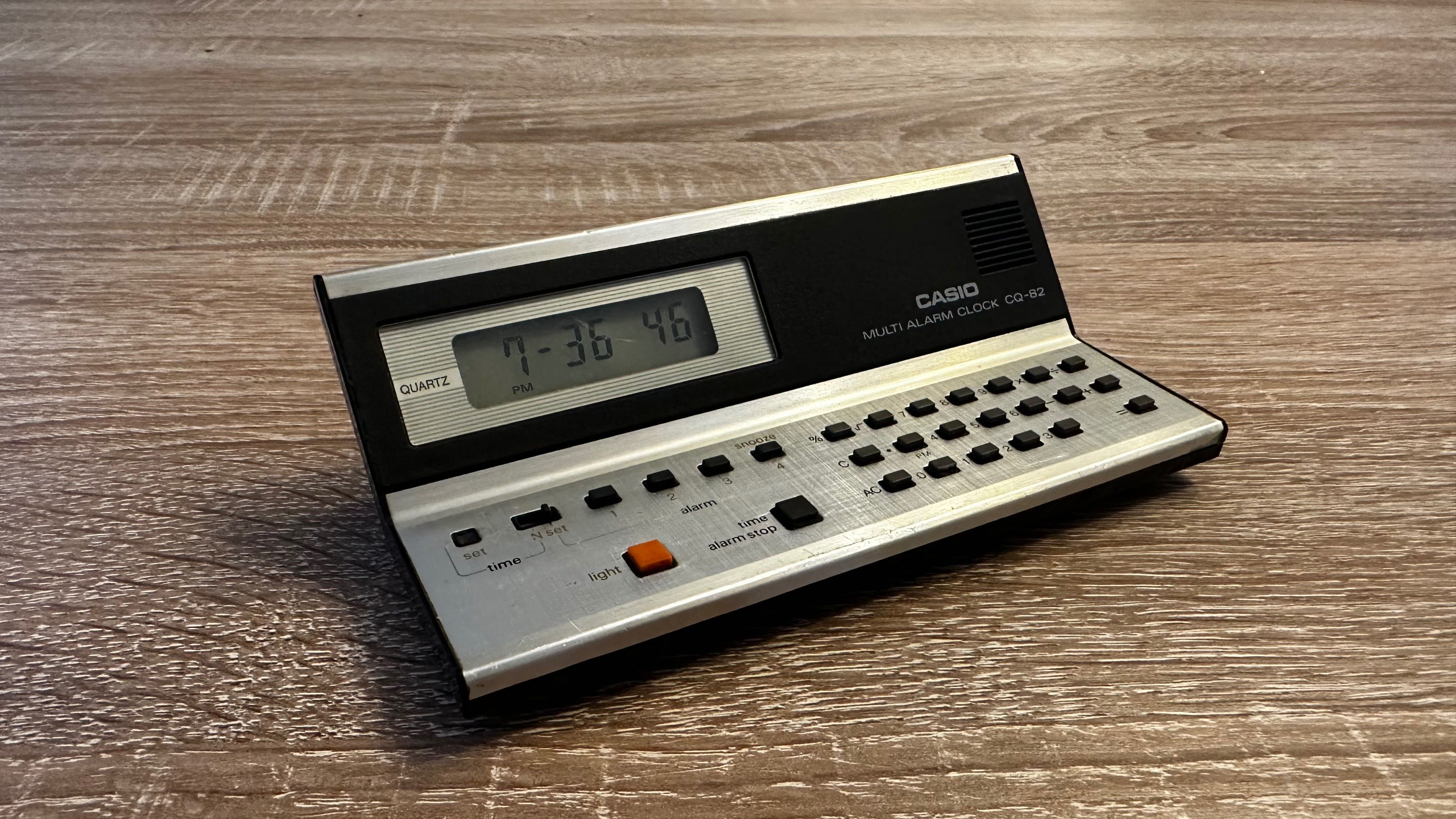 Casio CQ-82 calculator ceas cu alarma vintage rar