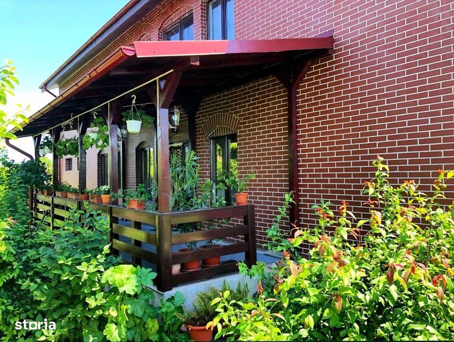 De vanzare Vila noua, teren 1710 mp , 8 camere , 140000  euro