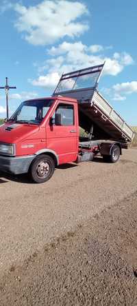 Vând iveco daily