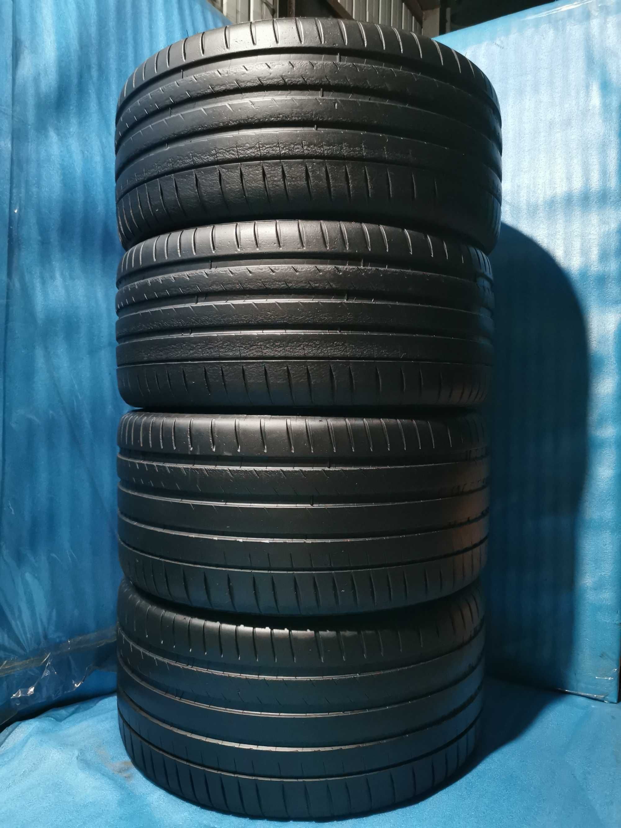 275 35 21 - 305 30 21 michelin 4 bucati