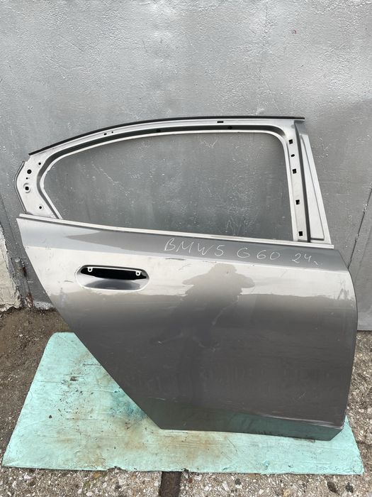 Задна дясна врата за BMW 5 G60 БМВ 5 Г60  2023г-