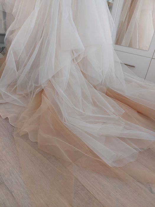 Булчинска рокля Бална пола Екрю Бежаво Пухкава Обемна Тюл Омбре