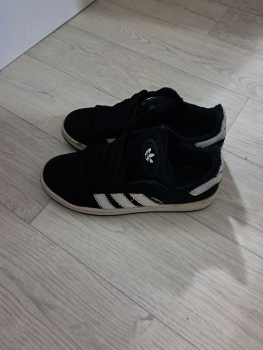 Продам зимние кроссовки