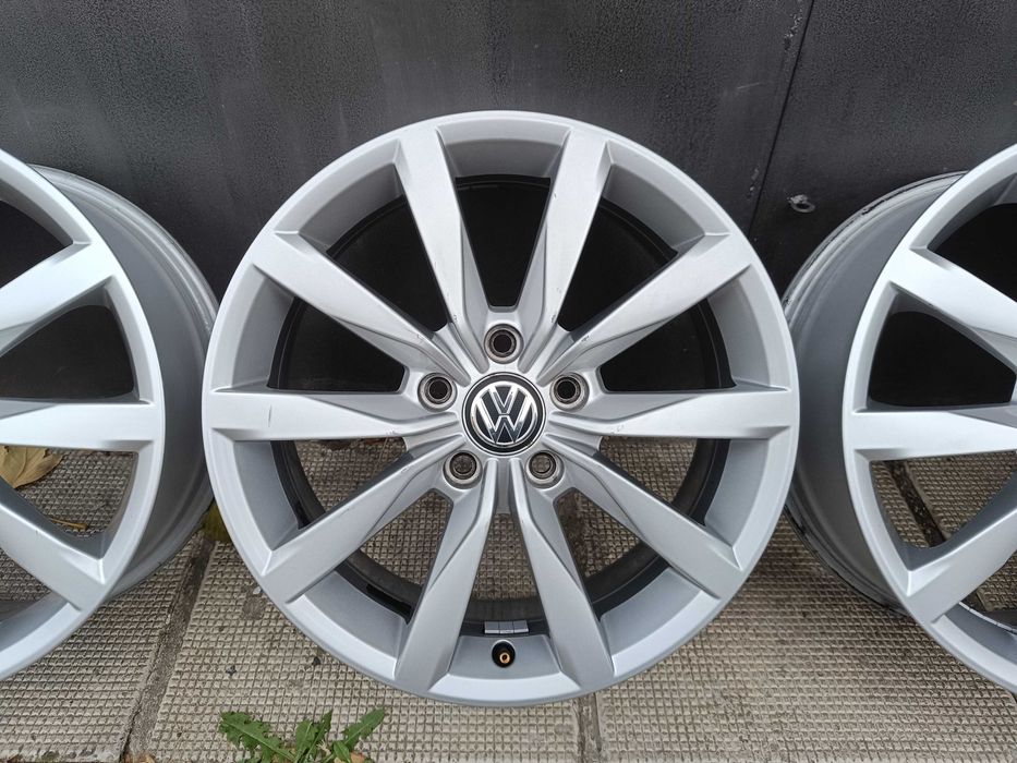 ОРИГИНАЛНИ джанти 17 ' цола VW Golf 7 DIJON / ГОЛФ 7 5x112 57,1 ET 48