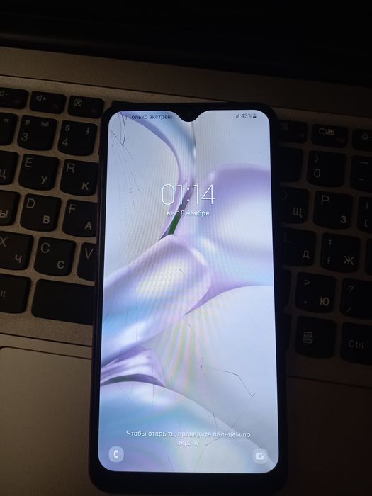 Продам Самсунг А10s