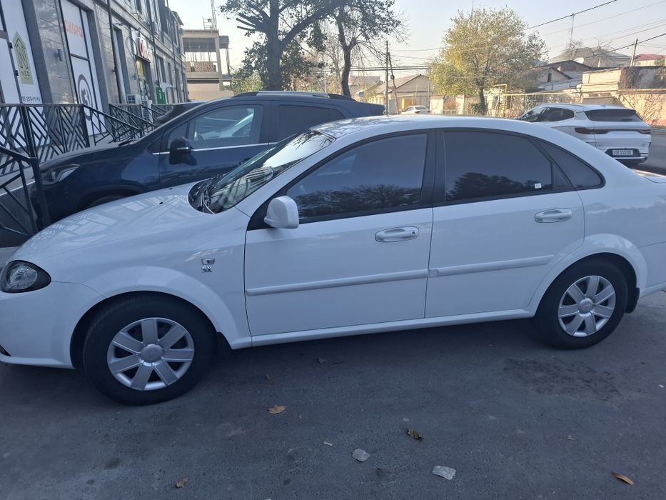 Автомобиль Lacetti 2023