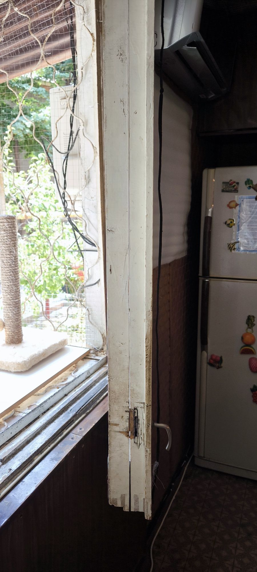 Продам б/у деревянные окна (4 шт), хорошее состояние