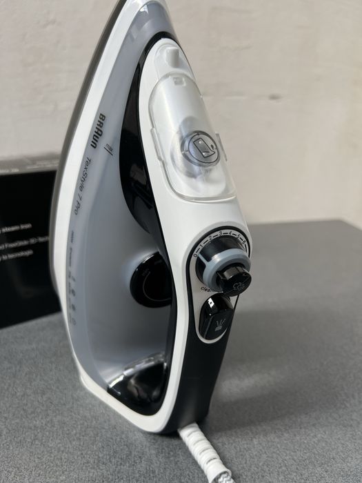 Парна ютия Braun TexStyle 7 SI7149WB, 2900 W