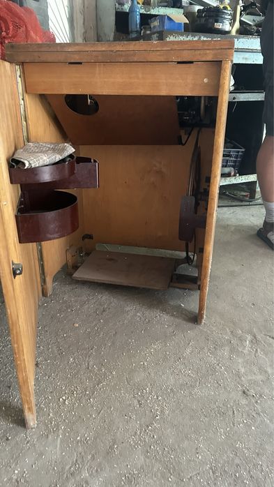 Швейная машина советская