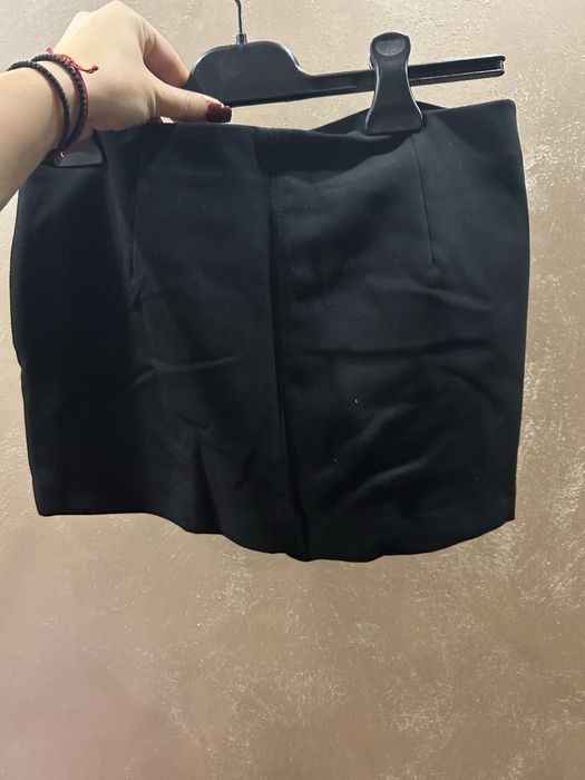 Чисто нова пола-панталон