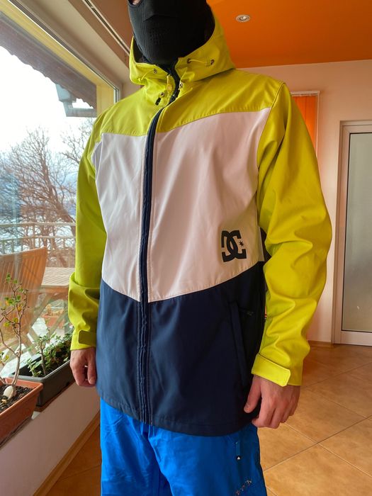 Сноуборд якета и панталони на ниски цени