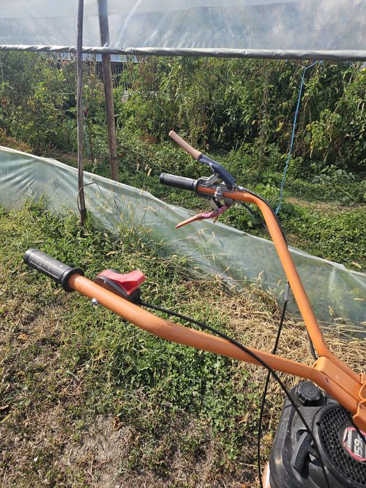 Vand cositoare Dac 777k