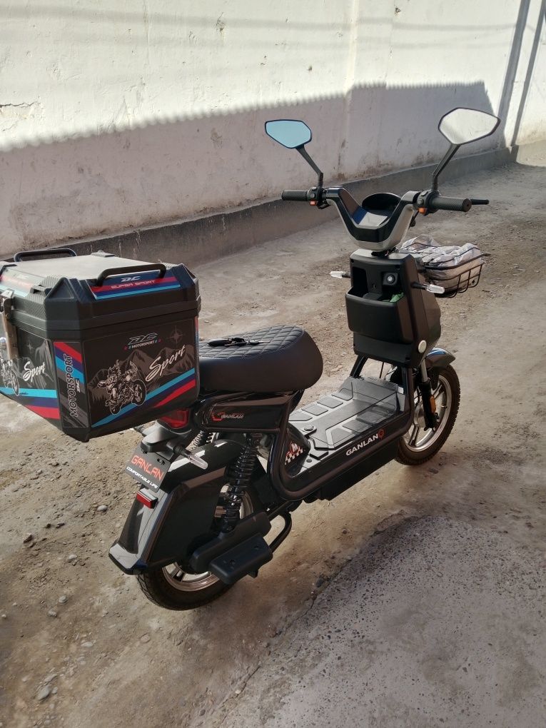 Месяц купил хотели продать