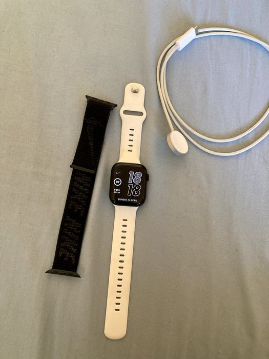 Apple watch 7 LTE Nike Edition