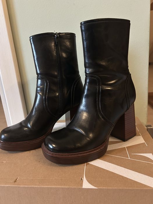 Кожени Боти черни с дебел ток