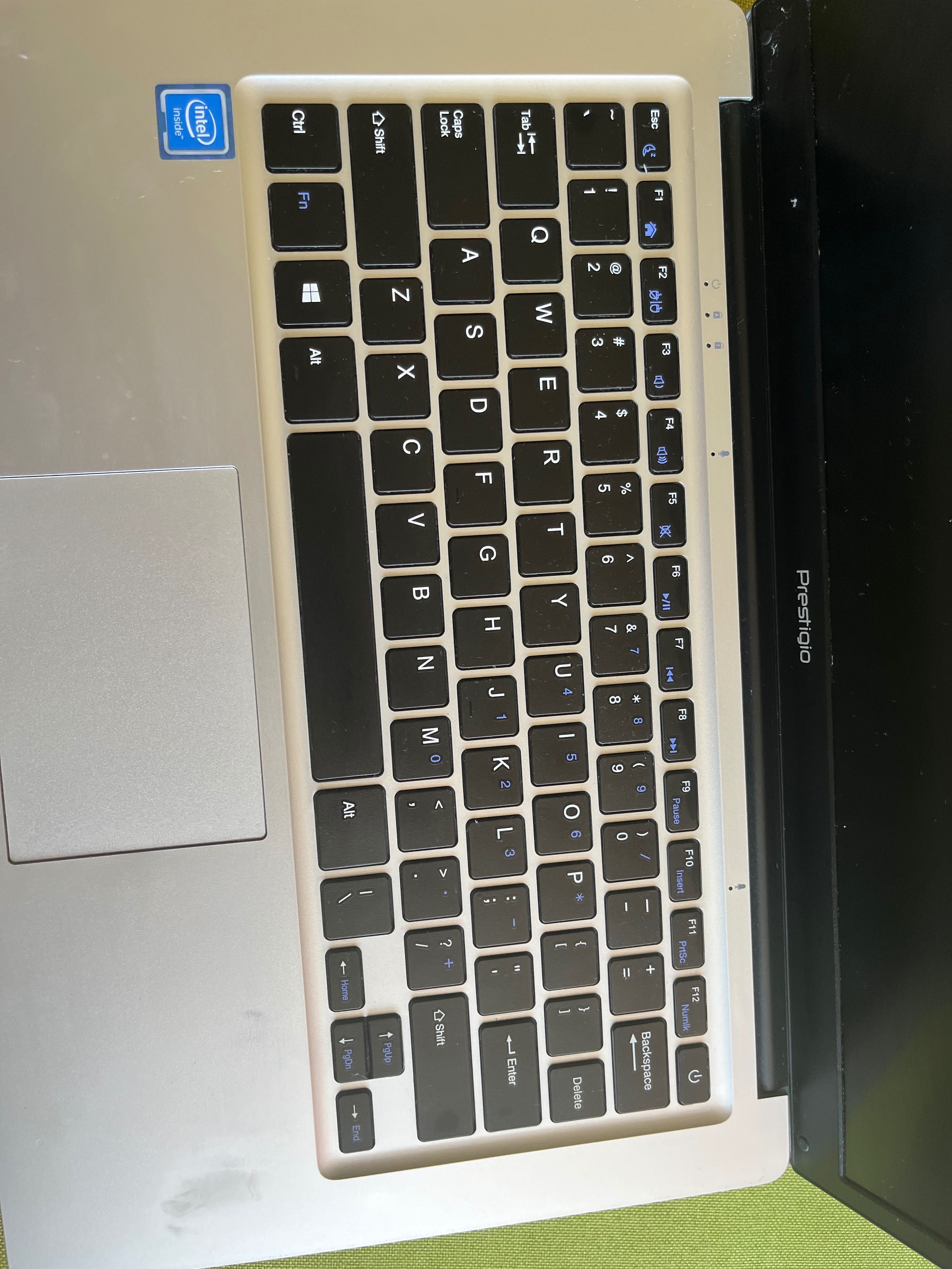Smartbook Prestigio 141C3