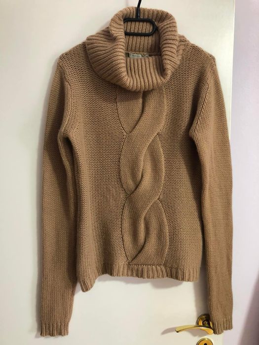 Pulover casmir marimea S lejer stare perfecta