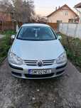 Eladó golf 5    1,4 benzines