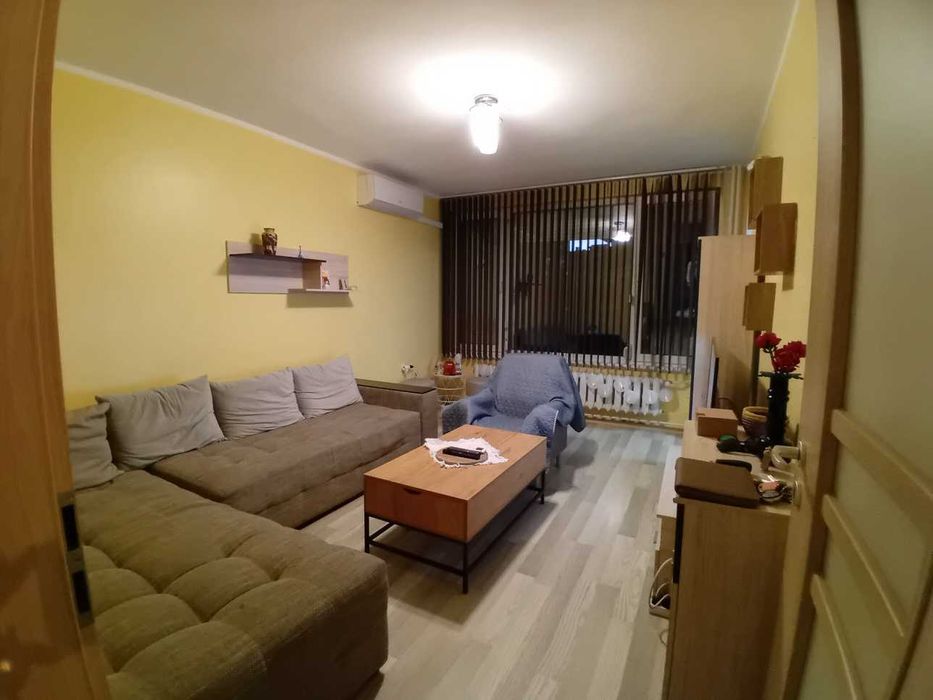 Под наем 2-стаен в Красно село