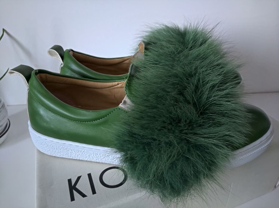 Кецове с естествен косъм в зелено