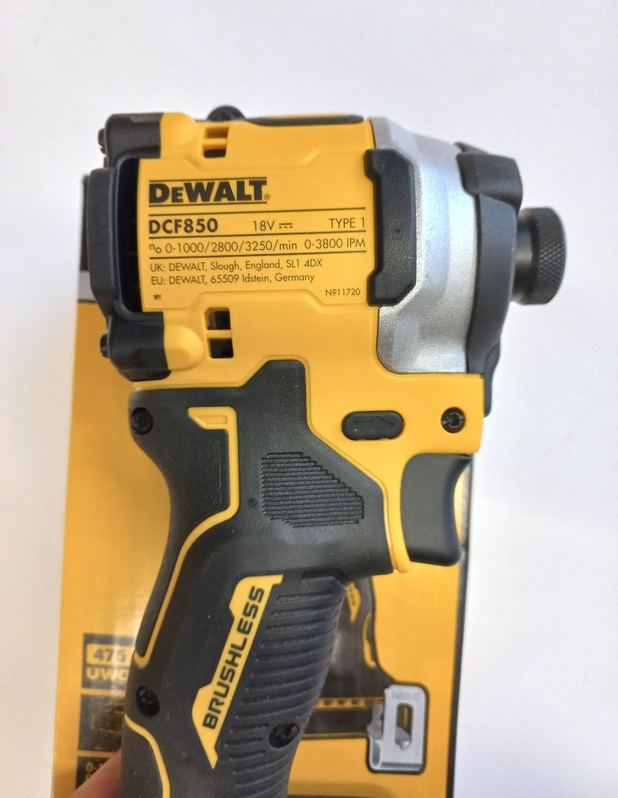 Акумулаторен Безчетков винтоверт DeWALT DCF850/18V, 205Nm