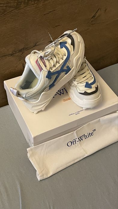Off-White Odsy 1000