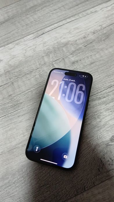 Vand urgent Iphone 15 Black 128 GB