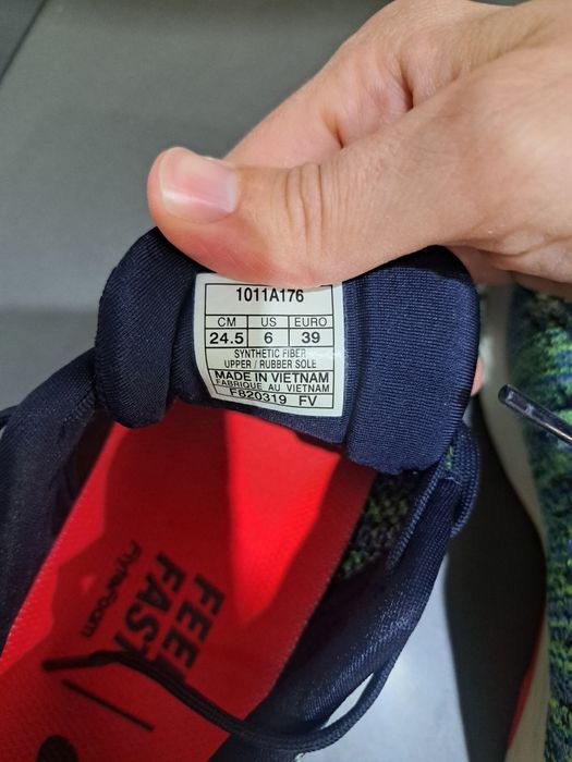Маратонки Asics 39