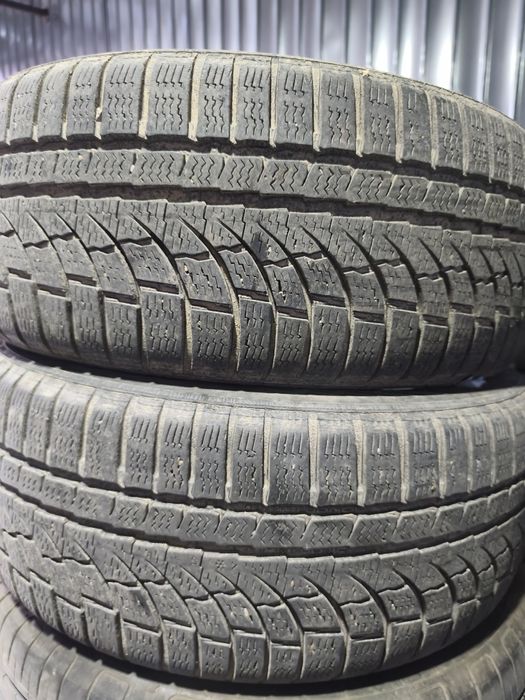 Set 2 anvelope iarna  Nokian 215/50 R17