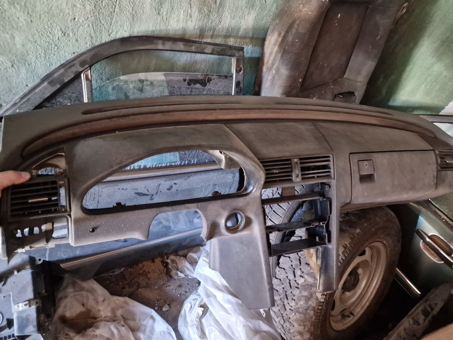 Запчасти Мерседес w202 c200 в разборе звоните есть кузов