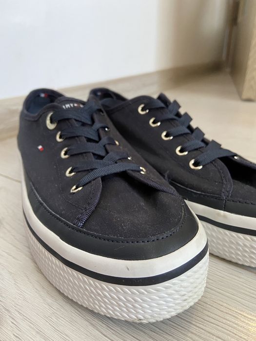 Pantofi Tommy Hilfiger