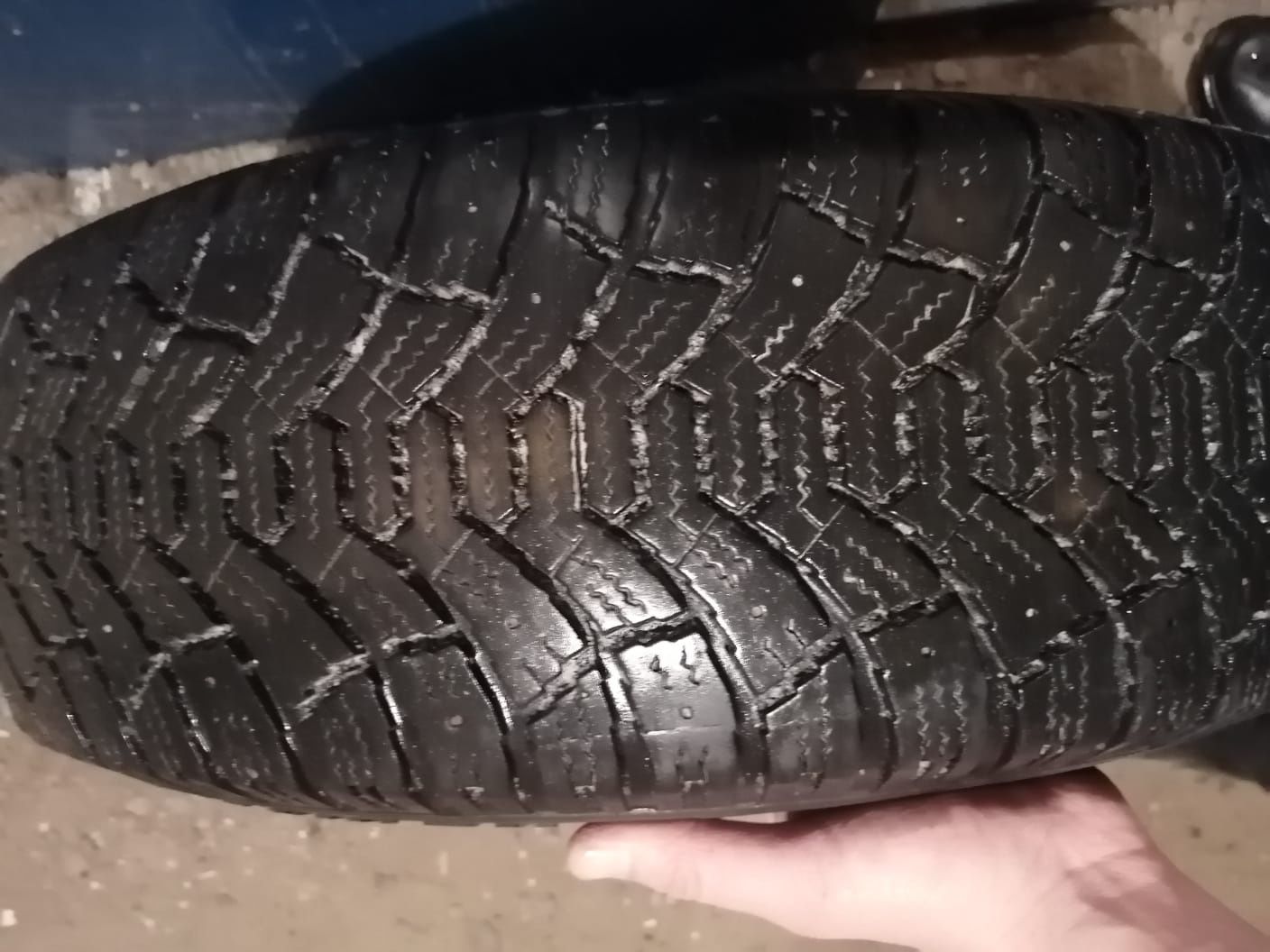 Срочно продам шины