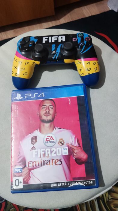 Фифа 20 и джойстик на пс4