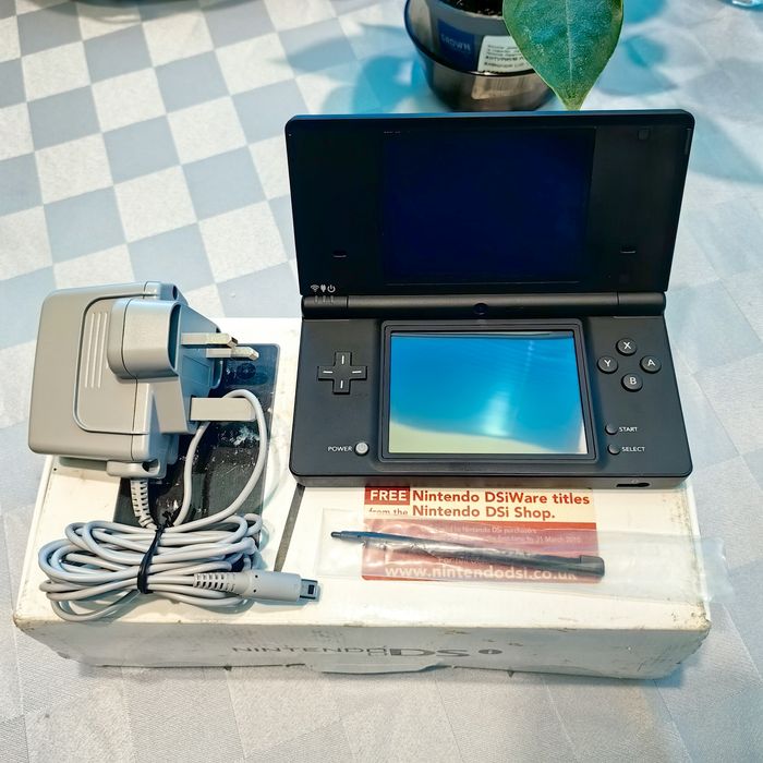 Nintendo DSi black