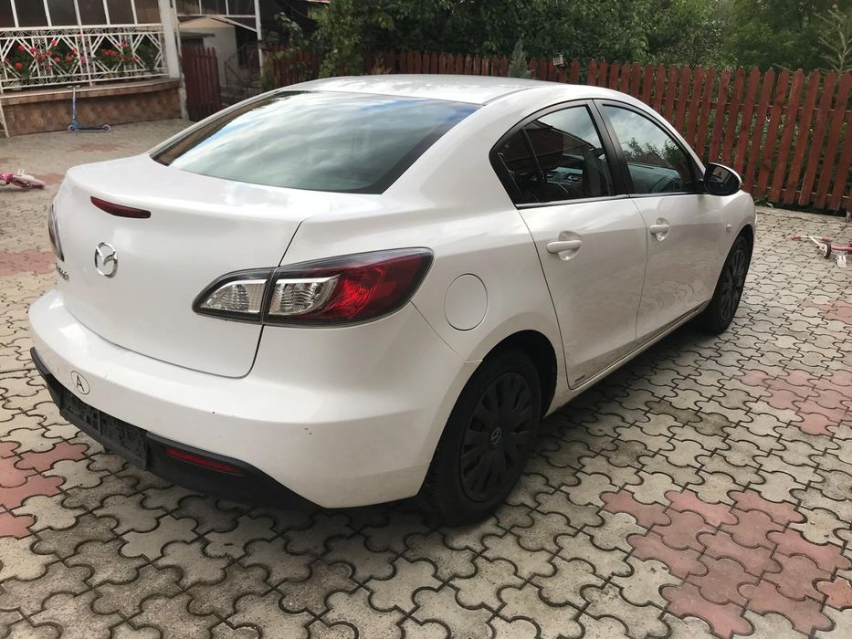 Mazda3 Facelift/Limuzina/1.6Diesel/An 2010/Stare buna