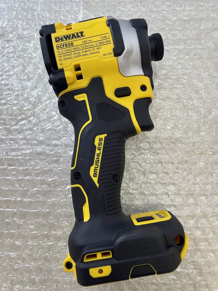 DeWALT Impact DCF 850 XR. Original Nou-nout !