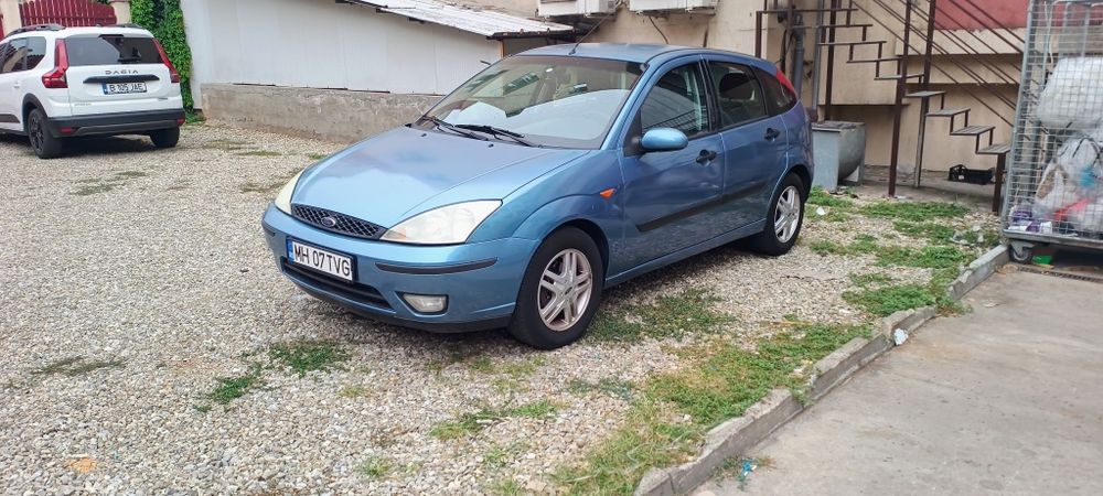Vând Ford Focus 1