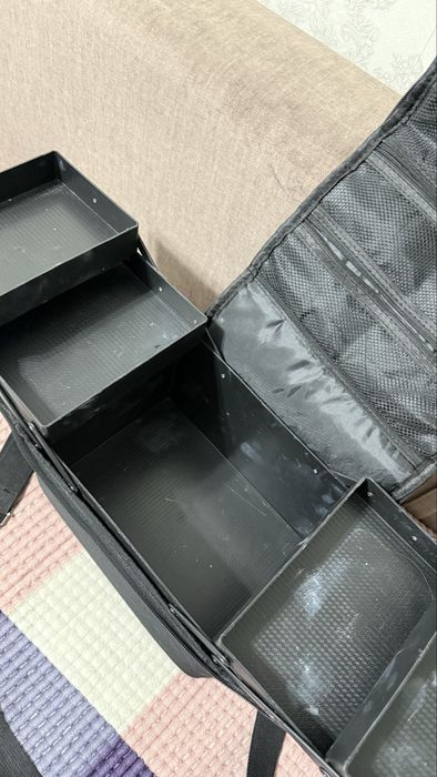 Косметичка чемодан визажиста