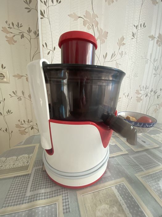 Продам соковыжималку
