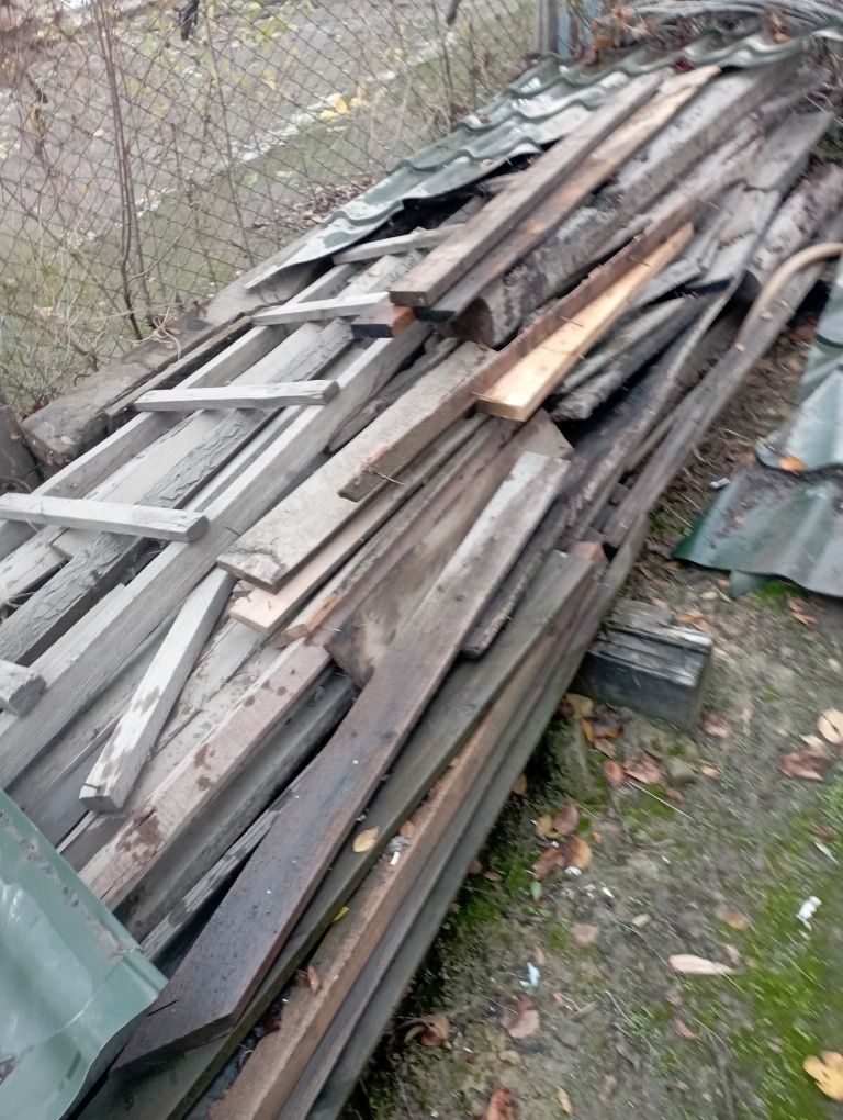 Продаю доски на дрова