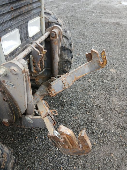 Massey ferguson 3065+ Rau 800l