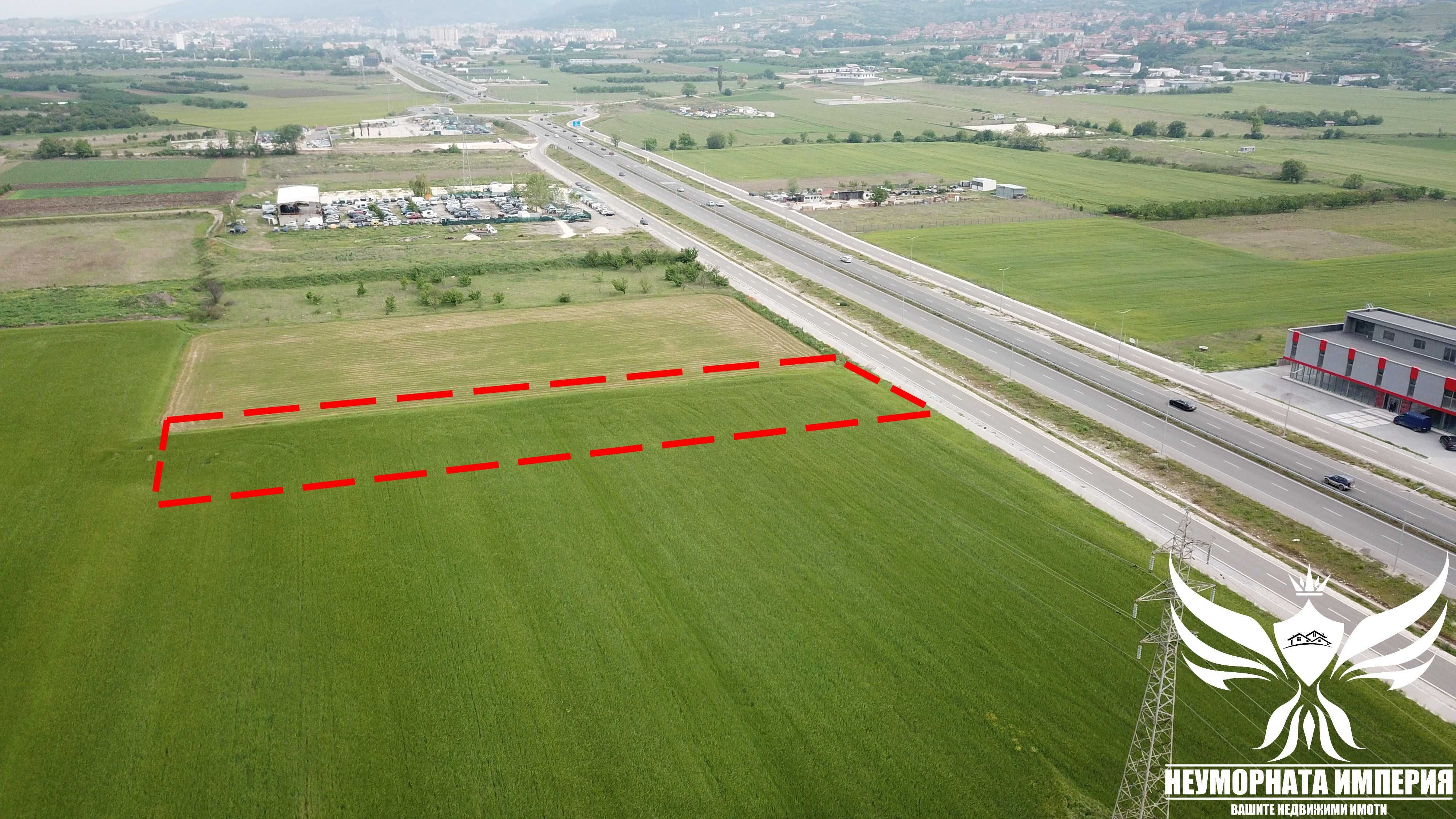 Продавам земя 3044кв.м. преди КЦМ на първа линия към Пловдив