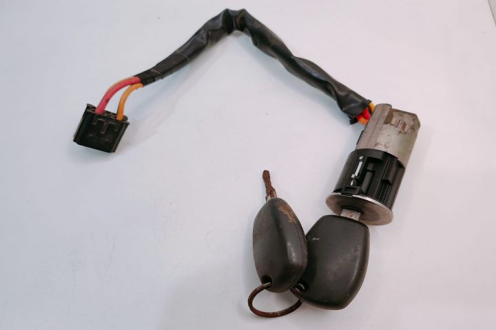 Contact de Pornire  cu Cheie 36451600 Dacia Logan a 2-a generatie ser