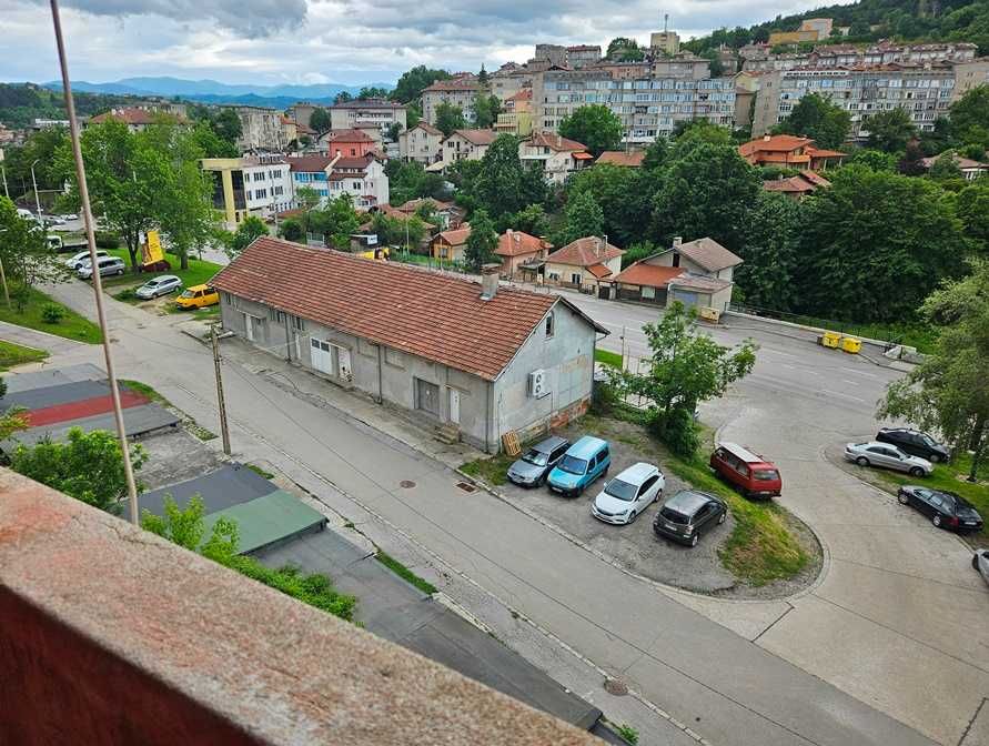Продава се Тристаен апартамент в Габрово, Център - 85 кв.м за 565 €/кв.м - Снимка #22