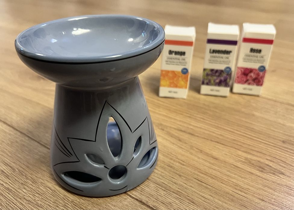 Керамична арома лампа + 3 етерични масла