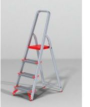 Новые стремянка в упаковке,Россия,прочный алюминий 3-4-5 ступени